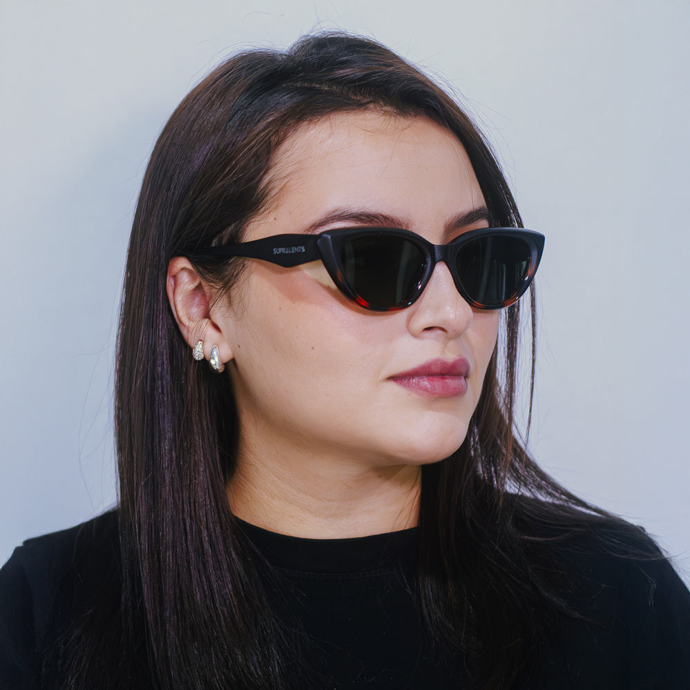 AGATADA PUNK - negra carey